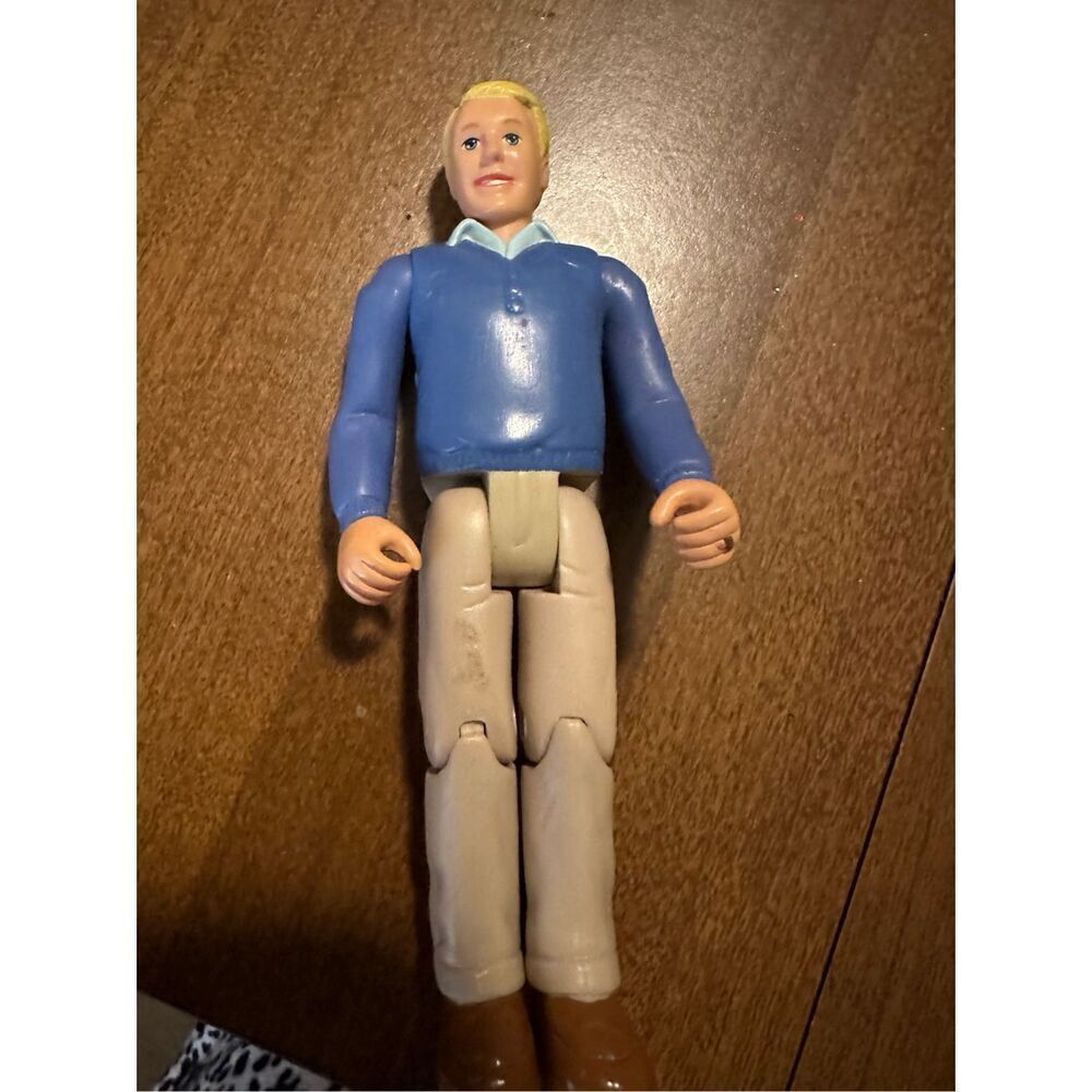Toys R Us Dollhouse 2017 Dad Father Doll Figure Tan Pants & Blue Sweater